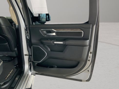 Used 2019 RAM 1500 Laramie w/ Trailer Tow Group image 29