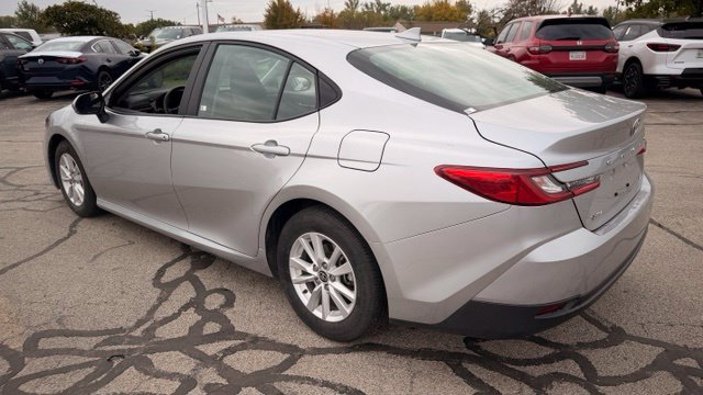 Used 2025 Toyota Camry LE FWD image 6