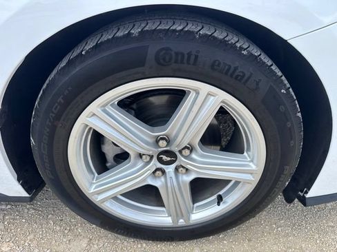 Used 2026 Ford Mustang Premium RWD image 21