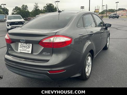 Used 2019 Ford Fiesta SE FWD image 7