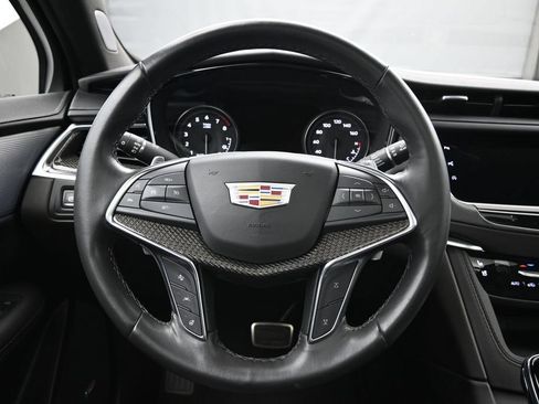 Used 2023 Cadillac XT5 Sportv w/ Technology Package AWD/4WD image 14