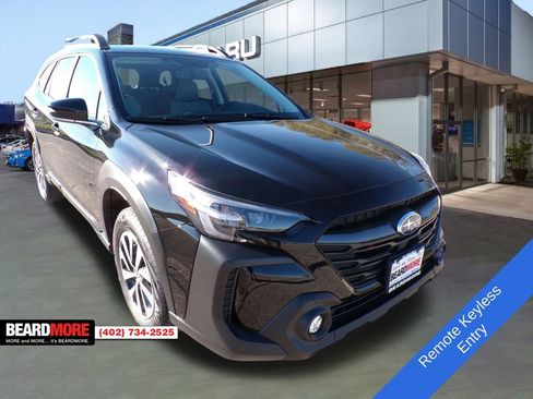 Used 2025 Subaru Outback Premium w/ Popular Package #1A image 11