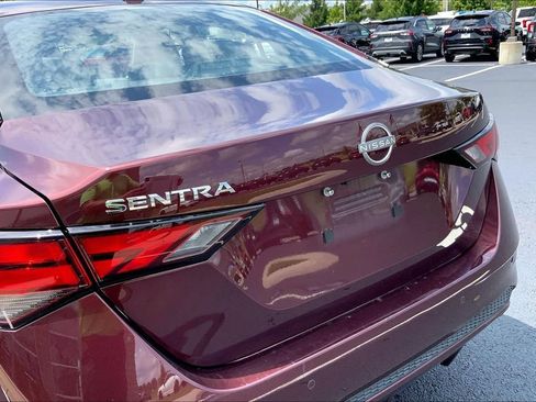 Used 2025 Nissan Sentra SV FWD image 4