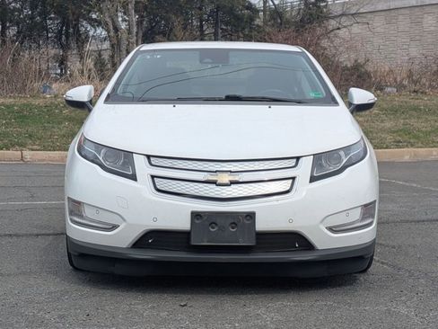 Used 2014 Chevrolet Volt Premium w/ Premium Trim Package image 2
