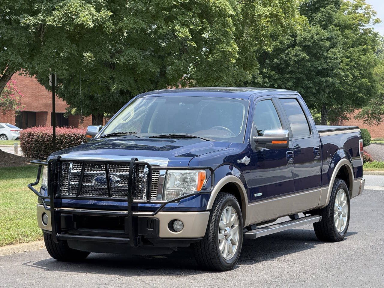 Used 2011 Ford F150 King Ranch RWD image 2