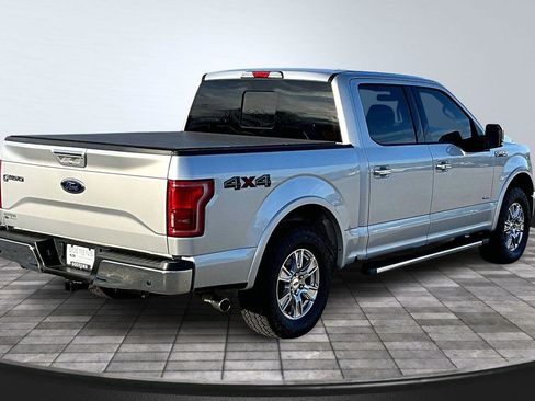 Used 2016 Ford F150 Lariat w/ Equipment Group 501A Mid image 5