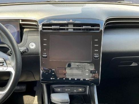 Used 2024 Hyundai Tucson SEL FWD image 9