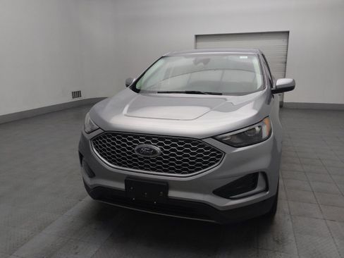 Used 2023 Ford Edge SEL image 15
