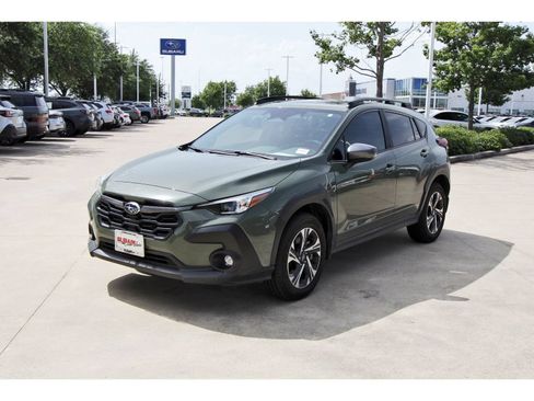 Used 2026 Subaru Crosstrek 2.5i Premium AWD/4WD image 3