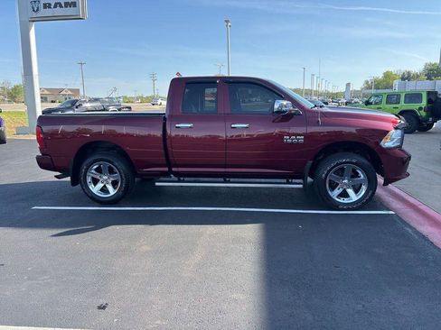 Used 2017 RAM 1500 Express w/ Express Value Package AWD/4WD image 5