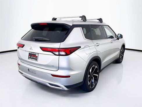 Used 2024 Mitsubishi Outlander SE FWD image 10