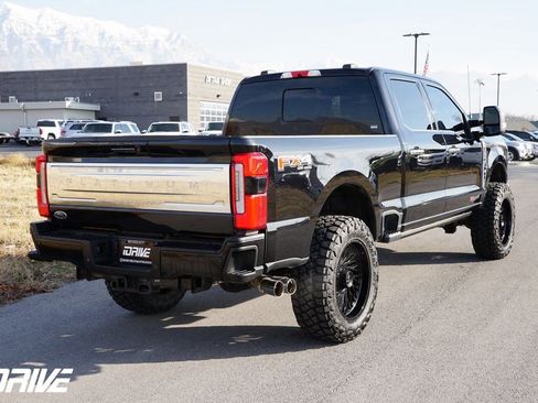 Used 2024 Ford F350 Platinum image 11