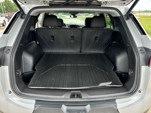 Used 2022 Chevrolet Blazer LT FWD image 22