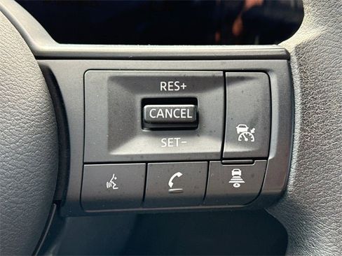 Used 2025 Nissan Kicks S image 29