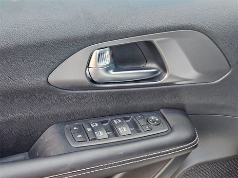 New 2026 Chrysler Voyager LX image 11