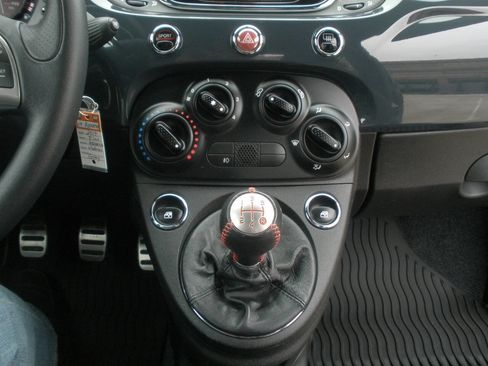 Used 2017 FIAT 500 Abarth image 36