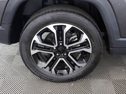 Used 2022 Jeep Compass Limited image 43