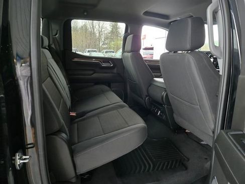 Used 2025 Chevrolet Silverado 1500 LT image 16