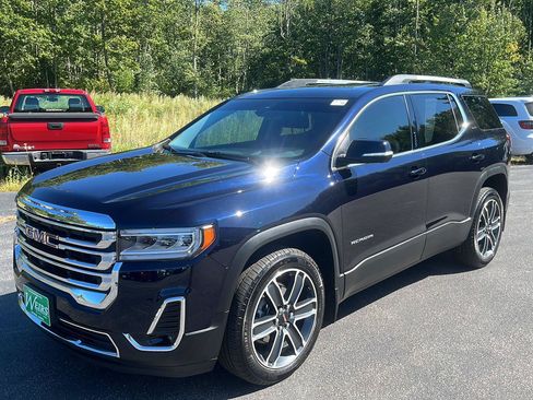 Used 2021 GMC Acadia SLT w/ Technology Package AWD/4WD image 1