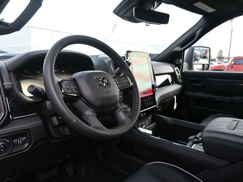 New 2026 RAM 3500 Limited image 18