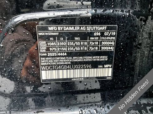Used 2020 Mercedes-Benz GLA 250 4MATIC w/ Premium Package image 28