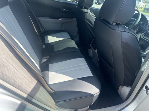 Used 2013 Toyota Camry XLE w/ Preferred Accessory Pkg FWD image 21