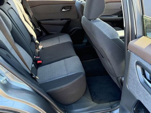 Certified 2023 Nissan Rogue SV image 23