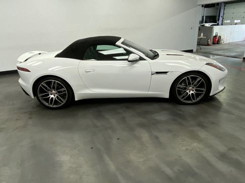 Used 2020 Jaguar F-TYPE Convertible Auto P300 image 17