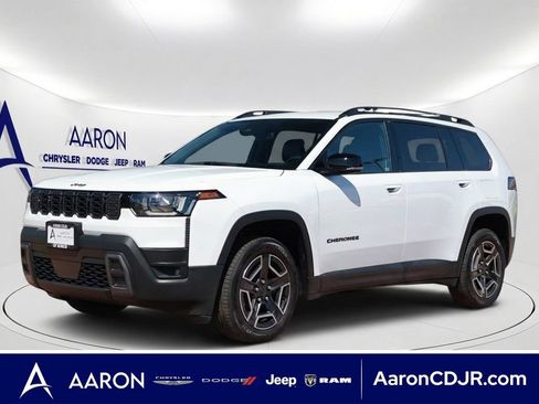 New 2026 Jeep Cherokee Laredo AWD/4WD image 1
