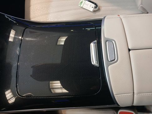 Used 2022 Mercedes-Benz S 500 4MATIC image 35