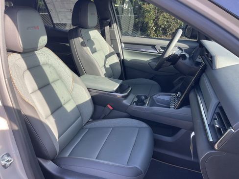 New 2026 GMC Terrain AT4 w/ Convenience Package III image 27