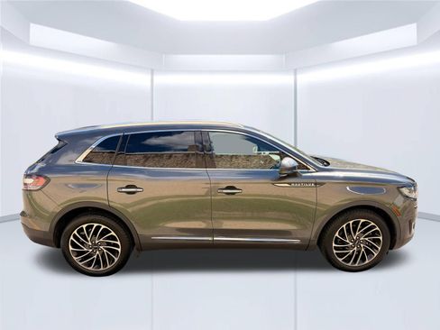 Used 2020 Lincoln Nautilus Reserve w/ Cargo Utility Package AWD/4WD image 4