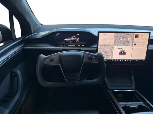 Used 2022 Tesla Model X AWD/4WD image 15