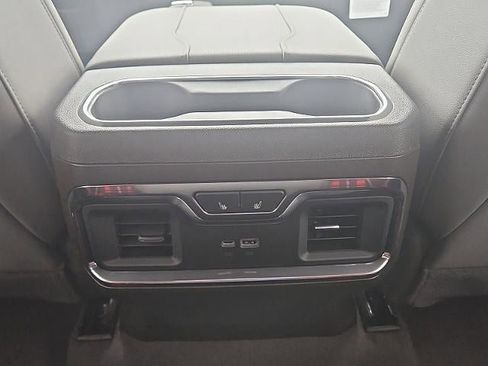 New 2026 GMC Sierra 1500 SLT w/ SLT Premium Plus Package image 21