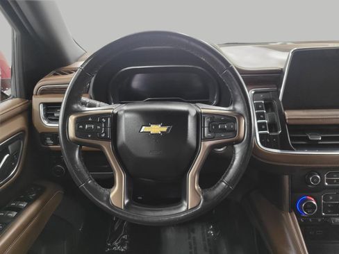 Used 2022 Chevrolet Suburban High Country image 5