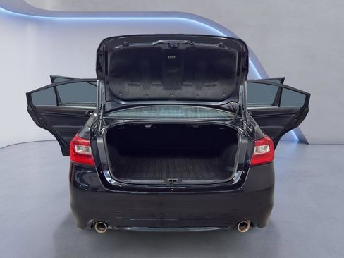 Used 2016 Subaru Legacy 3.6R Limited image 11