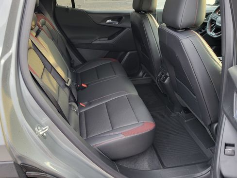 New 2026 Chevrolet Equinox RS w/ Convenience Package III FWD image 11