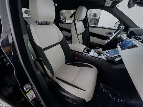 Used 2023 Land Rover Range Rover Velar R-Dynamic S image 31