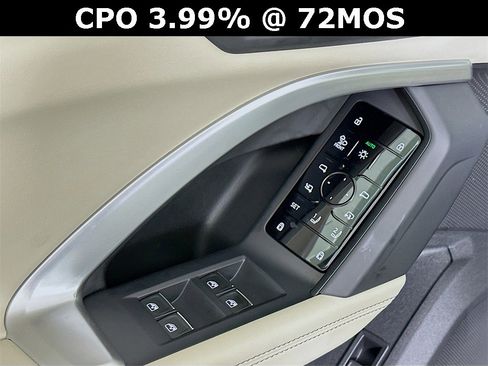 Used 2025 Audi Q5 Prestige image 21