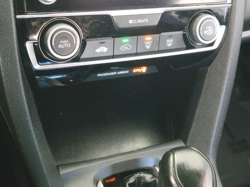 Used 2020 Honda Civic Sport image 22