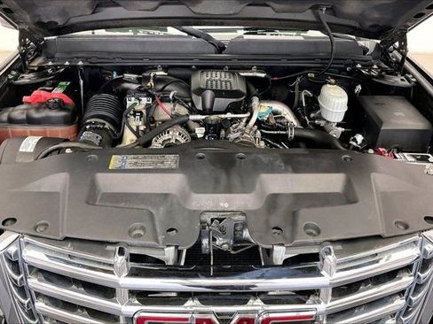 Used 2008 GMC Sierra 2500 SLT w/ Convenience Package AWD/4WD image 8