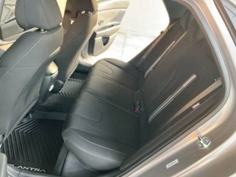 Certified 2025 Hyundai Elantra Sport image 13