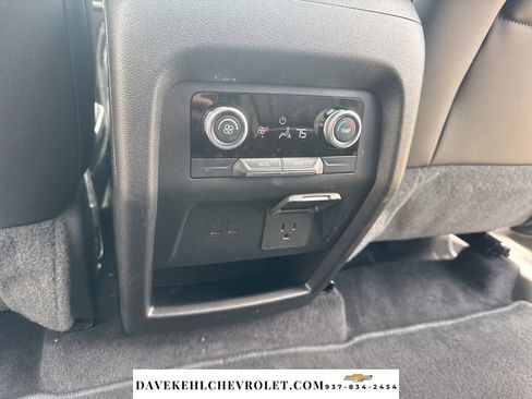 Used 2025 Buick Enclave Sport Touring w/ Power Package AWD/4WD image 30