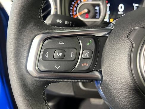 New 2026 Jeep Wrangler Unlimited Sahara AWD/4WD image 15
