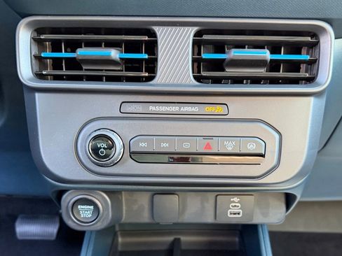 New 2026 Ford Maverick Lobo AWD/4WD image 25