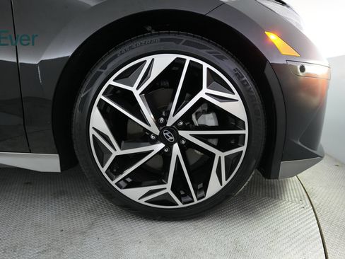 Used 2023 Hyundai Ioniq 6 Limited RWD image 20