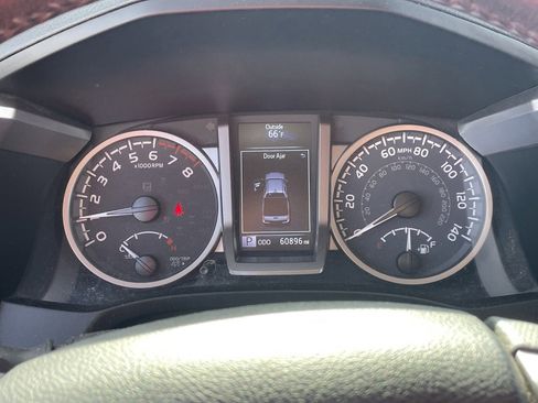 Used 2021 Toyota Tacoma SR5 image 7