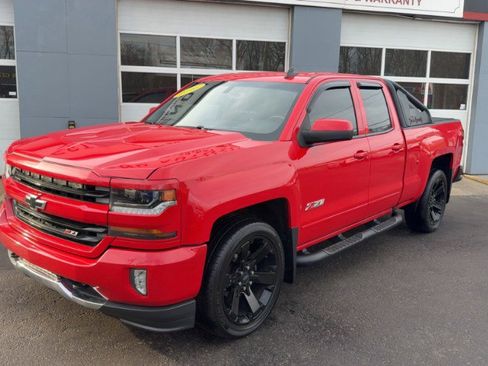 Used 2016 Chevrolet Silverado 1500 LT w/ Rally 2 Edition image 2