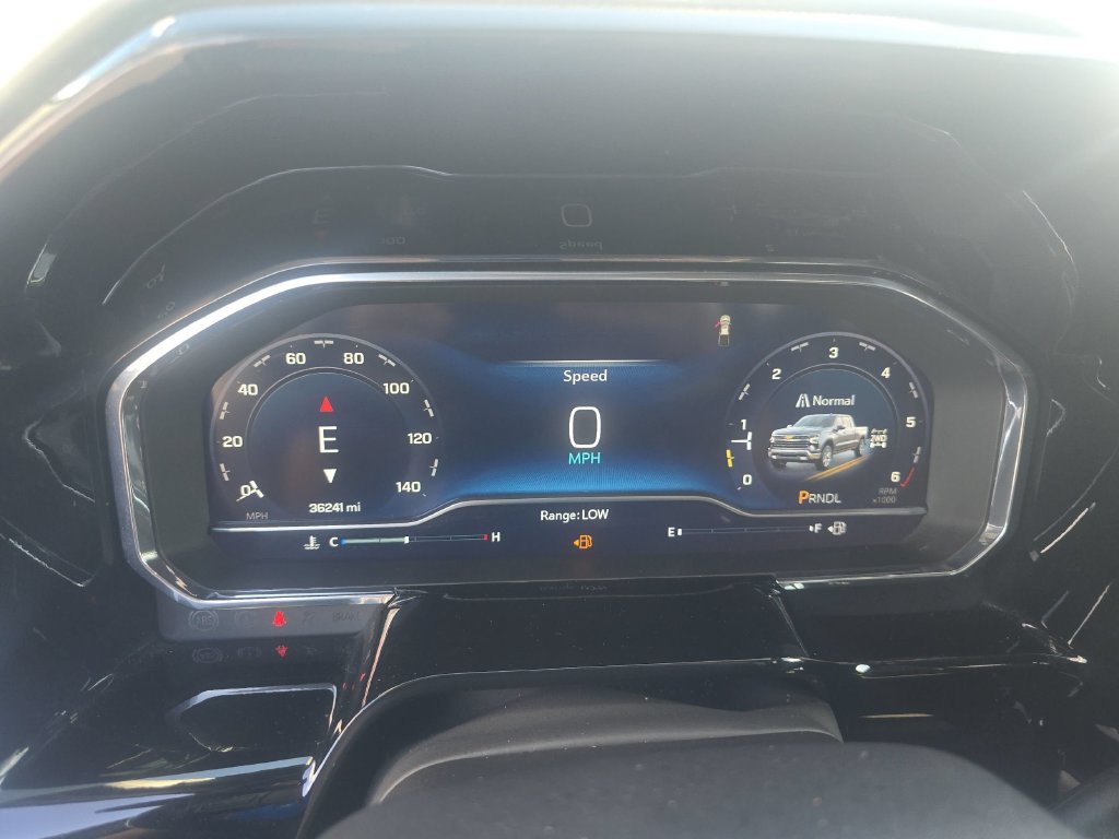 Used 2024 Chevrolet Silverado 1500 LT AWD/4WD image 13
