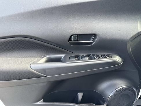 Certified 2025 Nissan Kicks Play S image 18